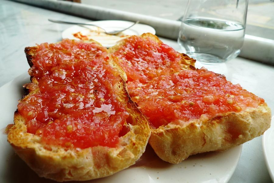 La colazione in Spagna: usi diffusi nelle aree di produzione dell’olivo