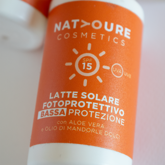Latte Solare Spray Protezione Bassa SPF 15