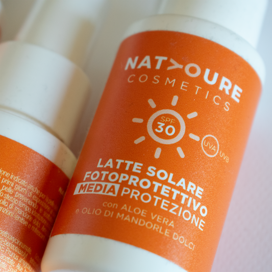 Latte Solare Spray Protezione Media SPF 30