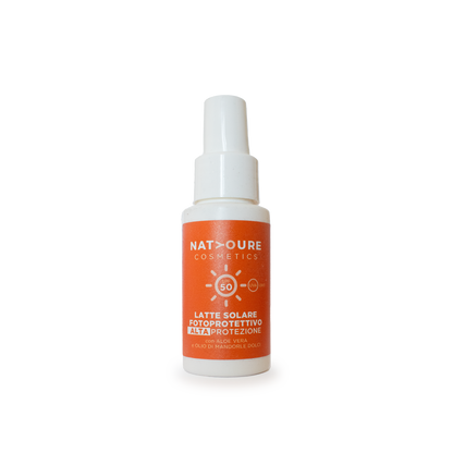 Latte Solare Spray Protezione Alta SPF 50