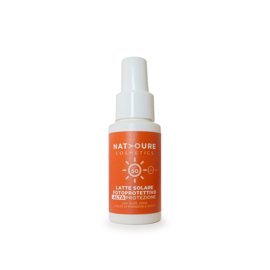 Latte Solare Spray Protezione Alta SPF 50